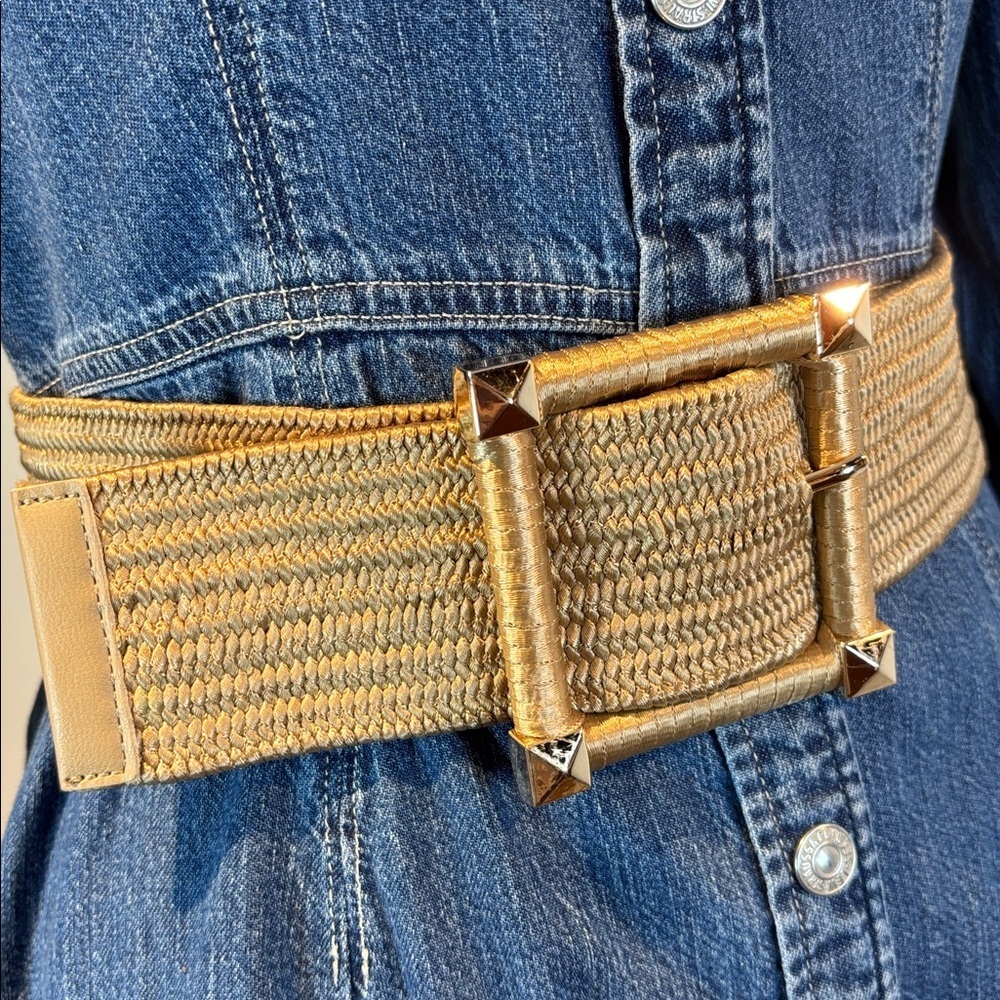 Gorgeous neutral tan stretch elastic wide belt with square buckle size M